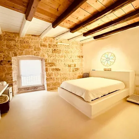 Bed & Breakfast Hydria Art Gallery