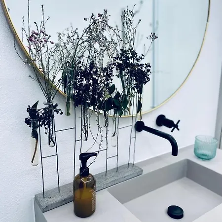 Alojamento de Acomodação e Pequeno-almoço Hydria Art Gallery *