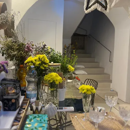 Hydria Art Gallery