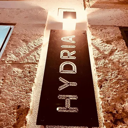 Hydria Art Gallery *